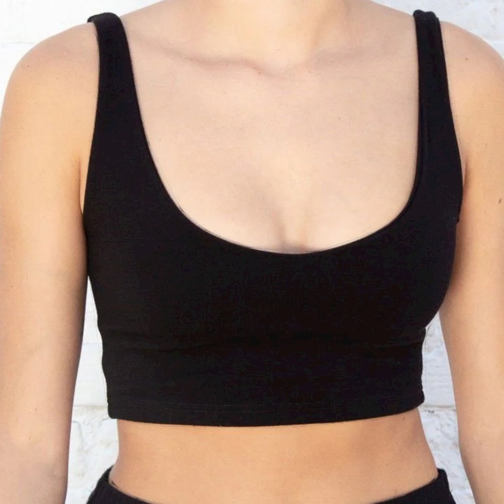 Brandy Melville black cropped tank top
